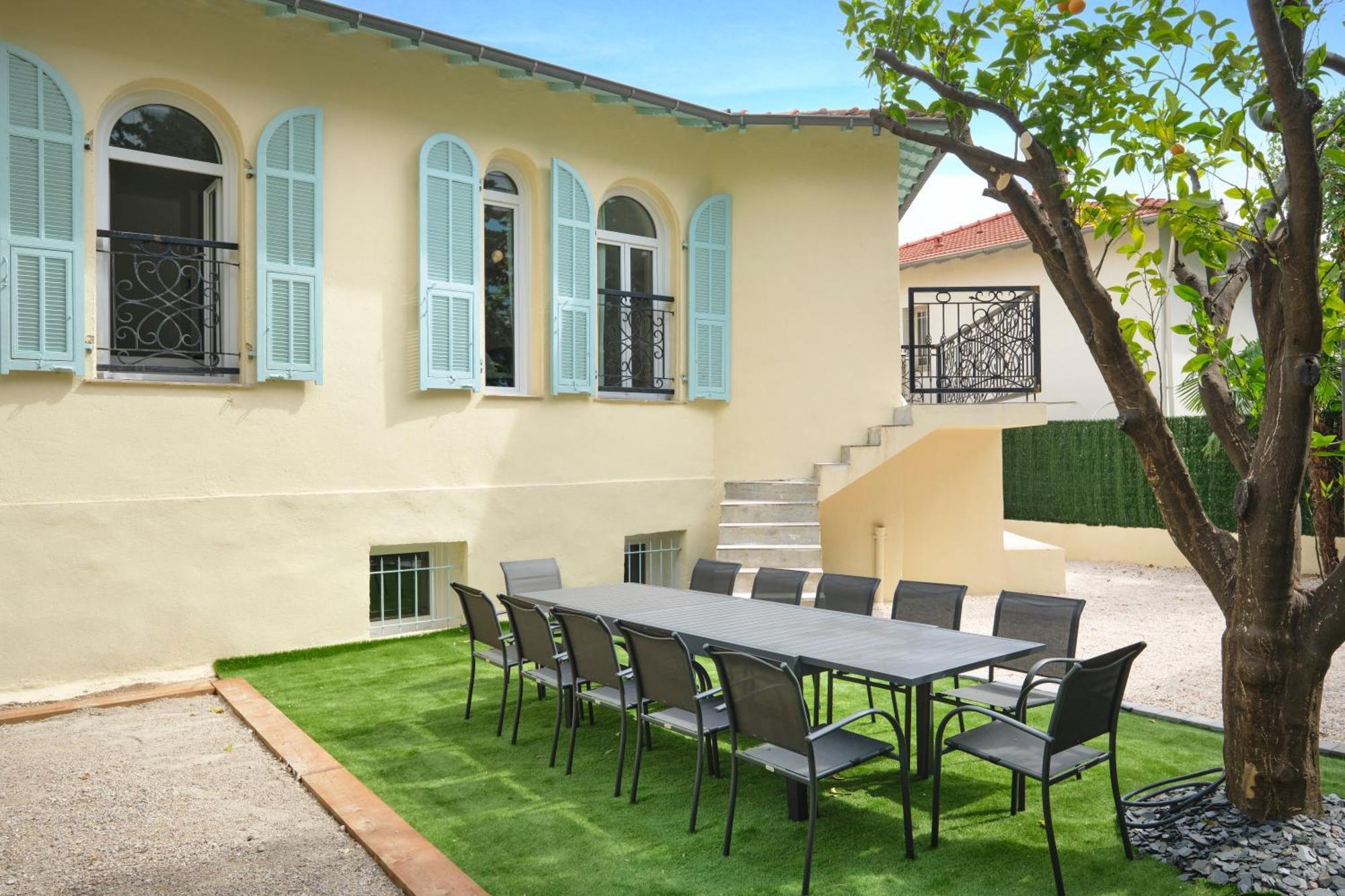 Villa Des Pergolas Au Pied Du Tram ,a 5 Min Des Plages , 15 Min Du Centre , Jacuzzi Nizza